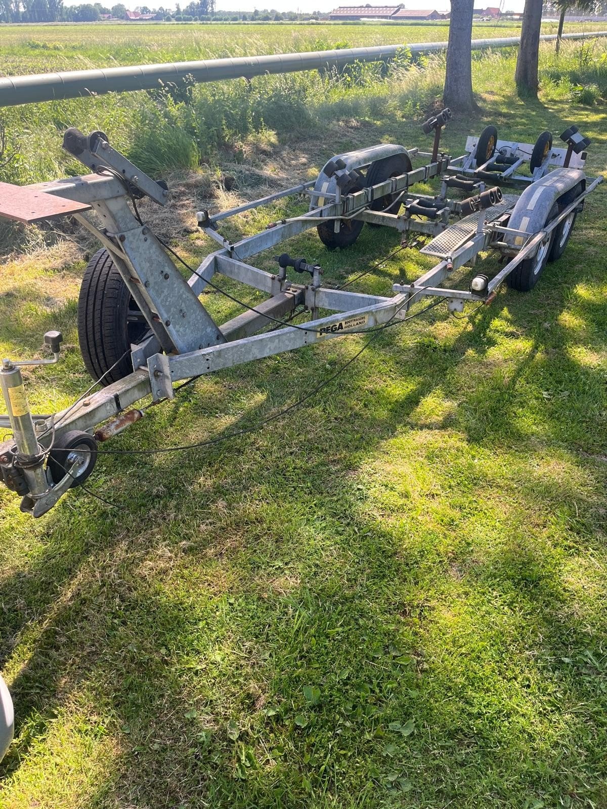 Pega Boottrailer 6m Tandemasser  voor de wat grotere boten, Watersport en Boten, Boottrailers, Gebruikt, 1500 tot 3000 kg, 6 tot 9 meter