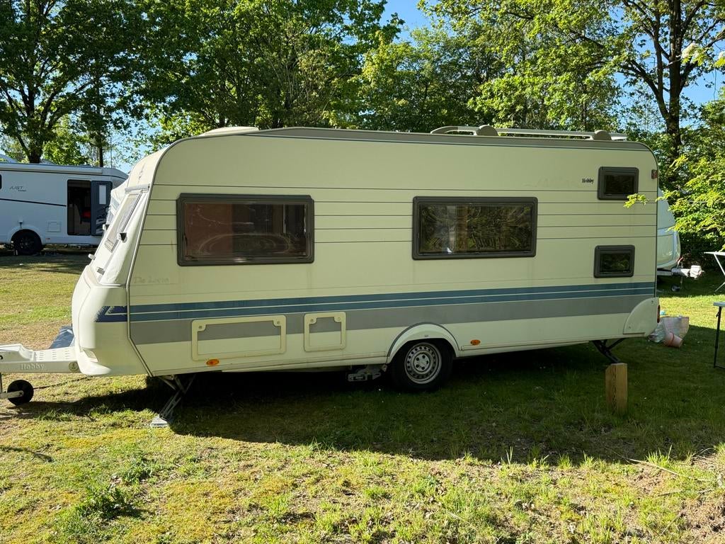 Hobby 500 Easy De Luxe - mover - stapelbed, Kachel, Hobby, Treinzit, Particulier