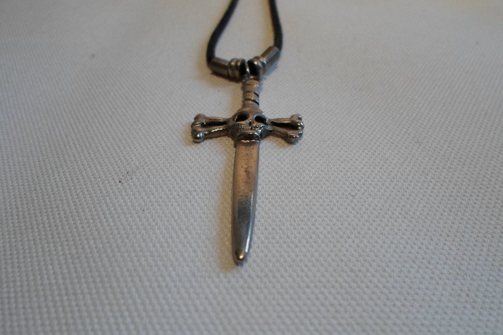 Ketting + Hanger Rock Punk Zwaard, Ophalen of Verzenden, Zo goed als nieuw, Zilver, Overige materialen