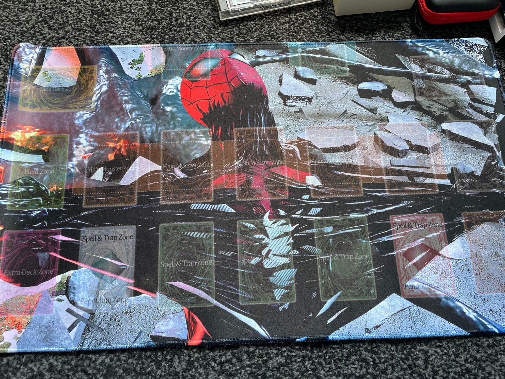 Yu-Gi-Oh! Custom play mat Spider-Man, Hobby en Vrije tijd, Verzamelkaartspellen | Yu-gi-Oh!, Ophalen, Zo goed als nieuw, Overige typen
