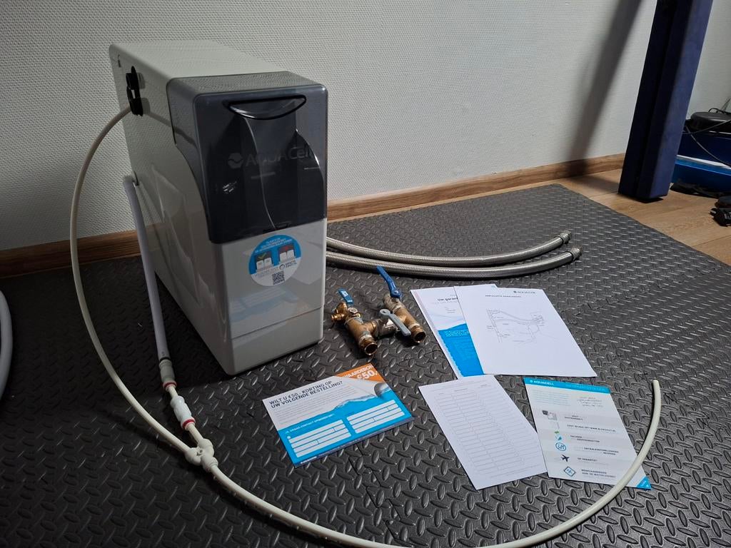 Complete Aquacell waterontharder met bypass slangen zout enz, Witgoed en Apparatuur, Waterontharders, Ophalen, Zo goed als nieuw