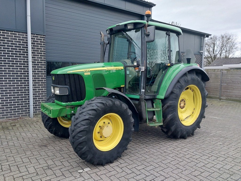 John Deere 6120, Zakelijke goederen, Agrarisch | Tractoren, John Deere, John Deere, Meer dan 10000, John-Deere-Strasse 169190
Walldorf, DE