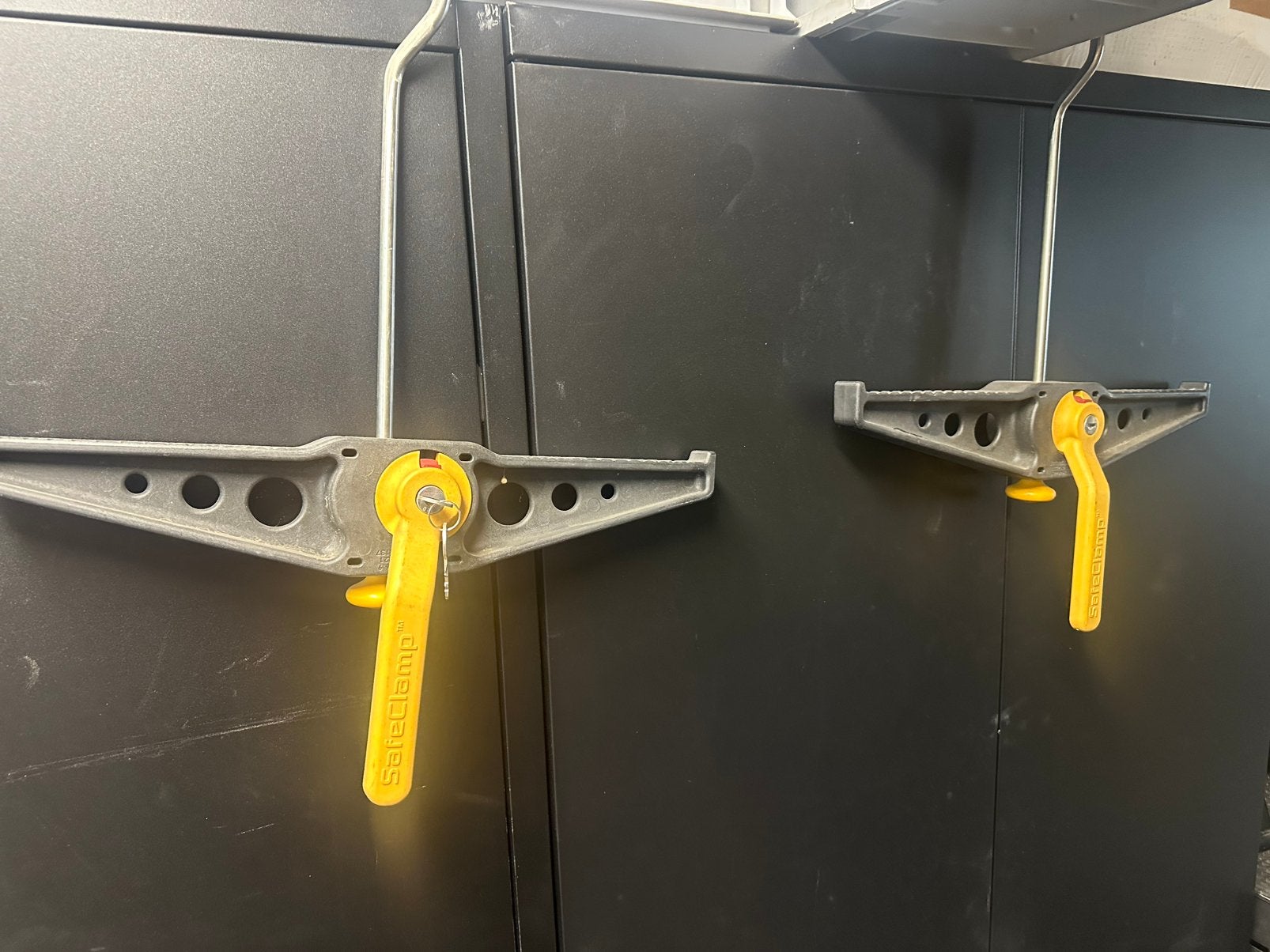 Rhino SafeClamp ladderklemmenset, Ophalen, Zo goed als nieuw