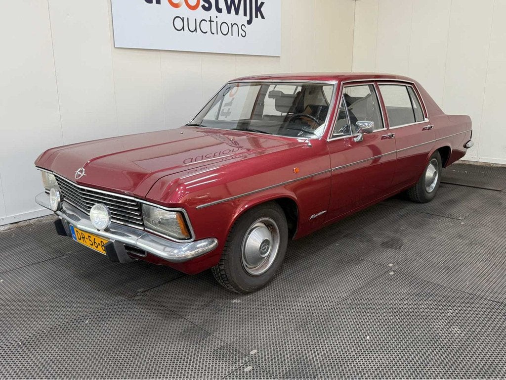 Opel - KAPITAN B - Oldtimer - 6 Cilinder - LPG - 1969, Auto's, Oldtimers, Overige carrosserieën, Bedrijf, Opel, Geïmporteerd