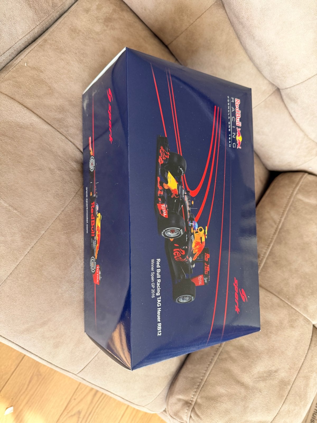 Red Bull Racing RB12 Max Verstappen 2016 Schaalmodel, Overige merken, Auto, 1:32 tot 1:50, Ophalen of Verzenden