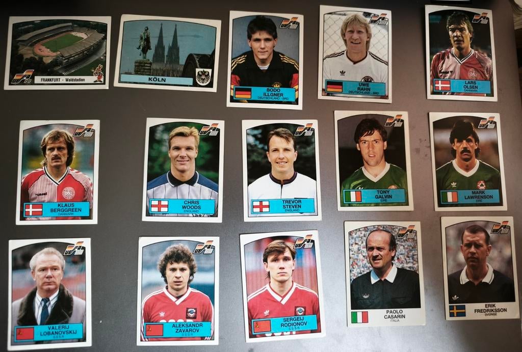 15 Panini Euro 88 Voetbalplaatjes (3), Verzamelen, Sportartikelen en Voetbal, Ophalen of Verzenden, Zo goed als nieuw, Overige sporten