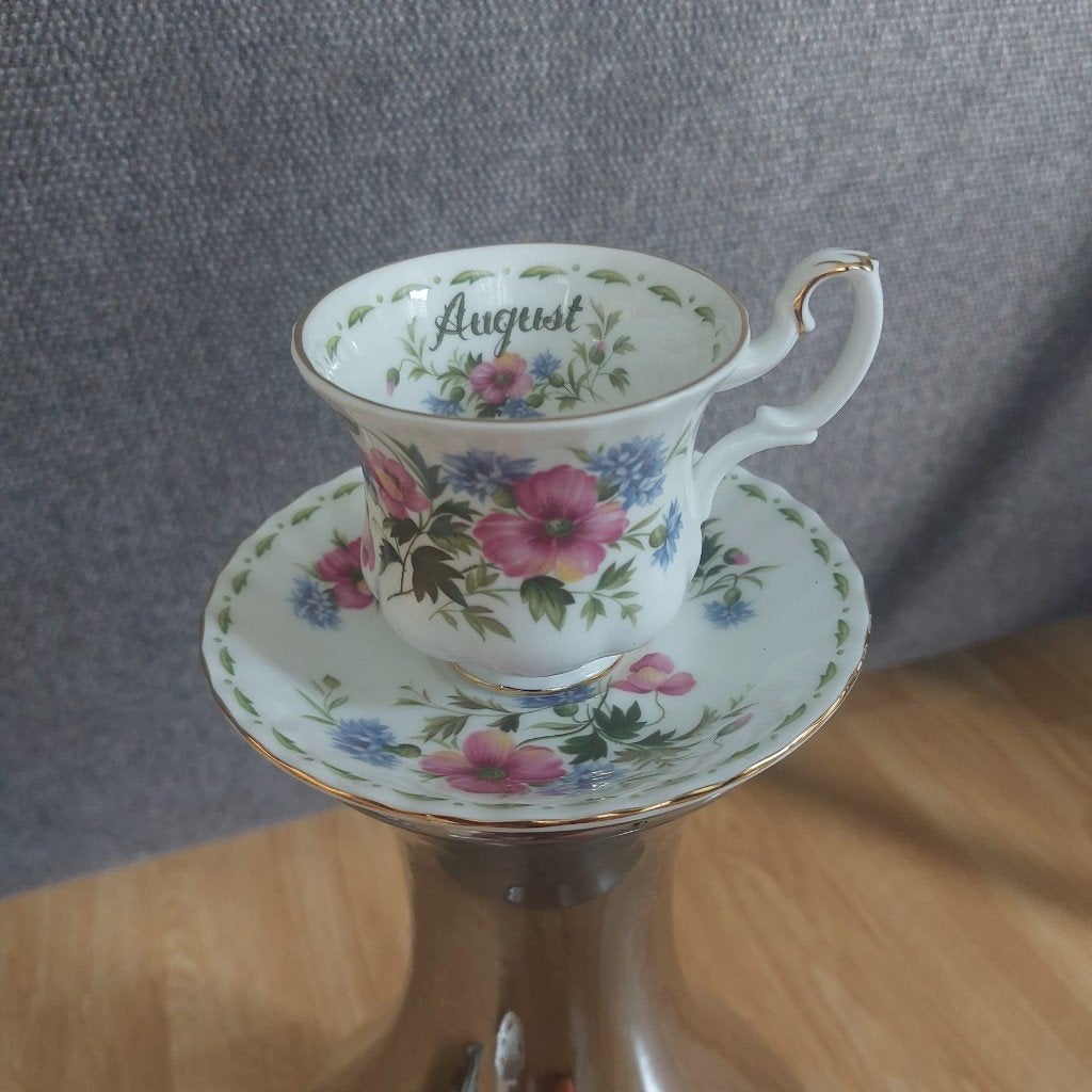 Kopje+schotel van August / Poppy van Royal Albert, Ophalen of Verzenden