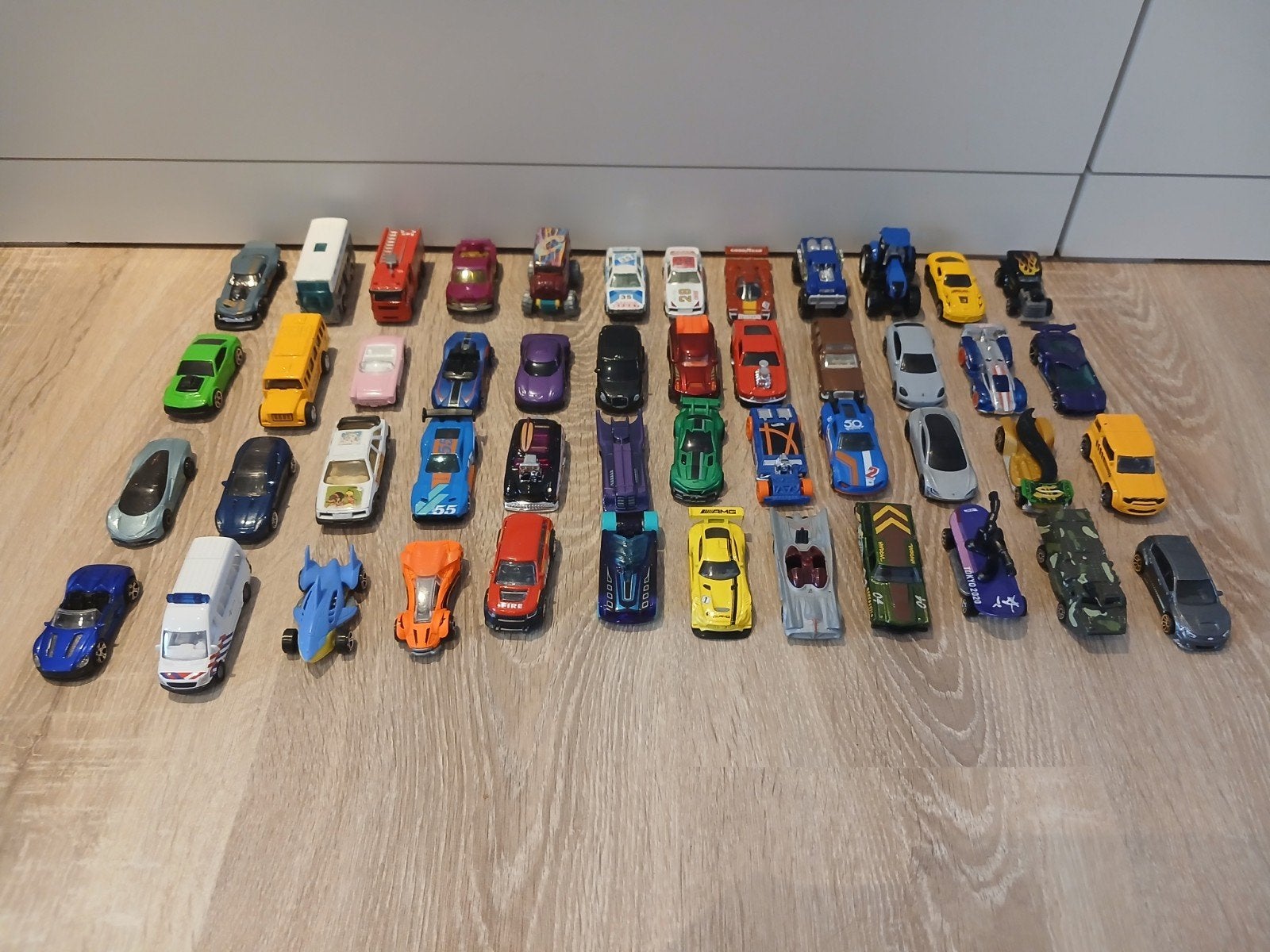 Grote collectie speelgoedauto's en voertuigen, Kinderen en Baby's, Ophalen of Verzenden, Gebruikt