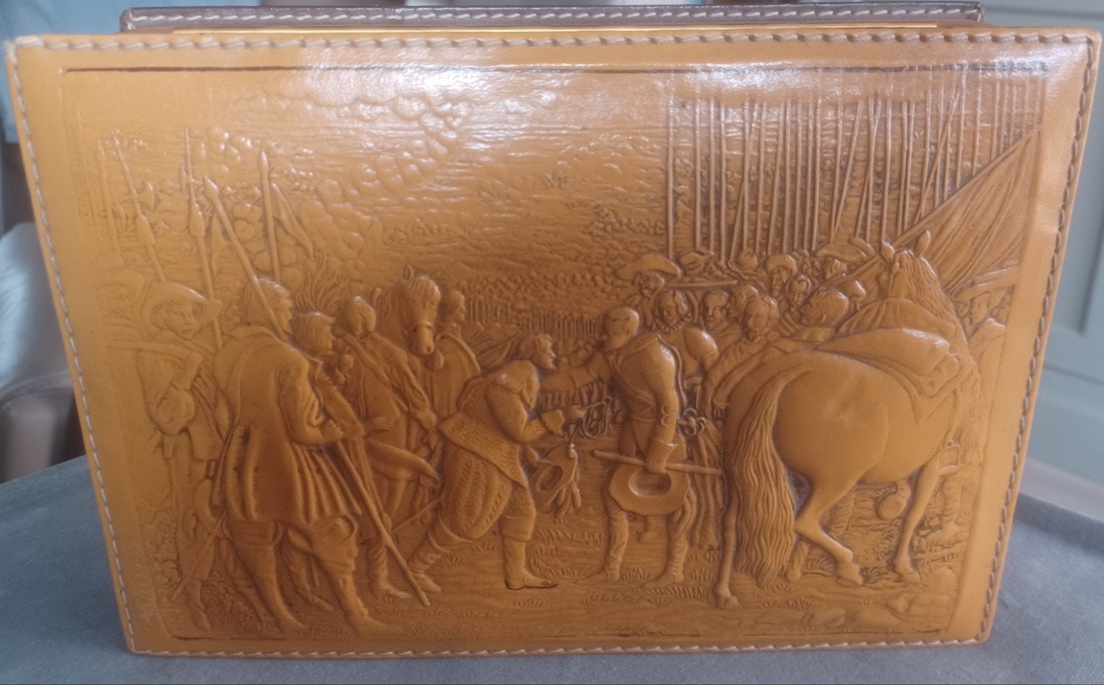 Lederen Sigarendoos 80-jarige oorlog Breda Holland, Ophalen of Verzenden, Sigarenbandjes