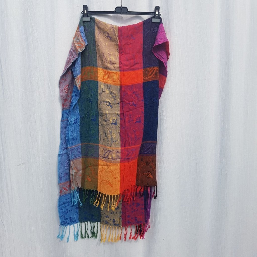 Vrolijke dames sjaal 75x196, Maat 38/40 (M), ., Ophalen of Verzenden, Zo goed als nieuw