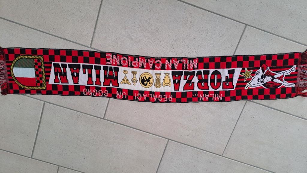 AC Milan Voetbal Sjaal - Forza Milan Campione, Ophalen of Verzenden