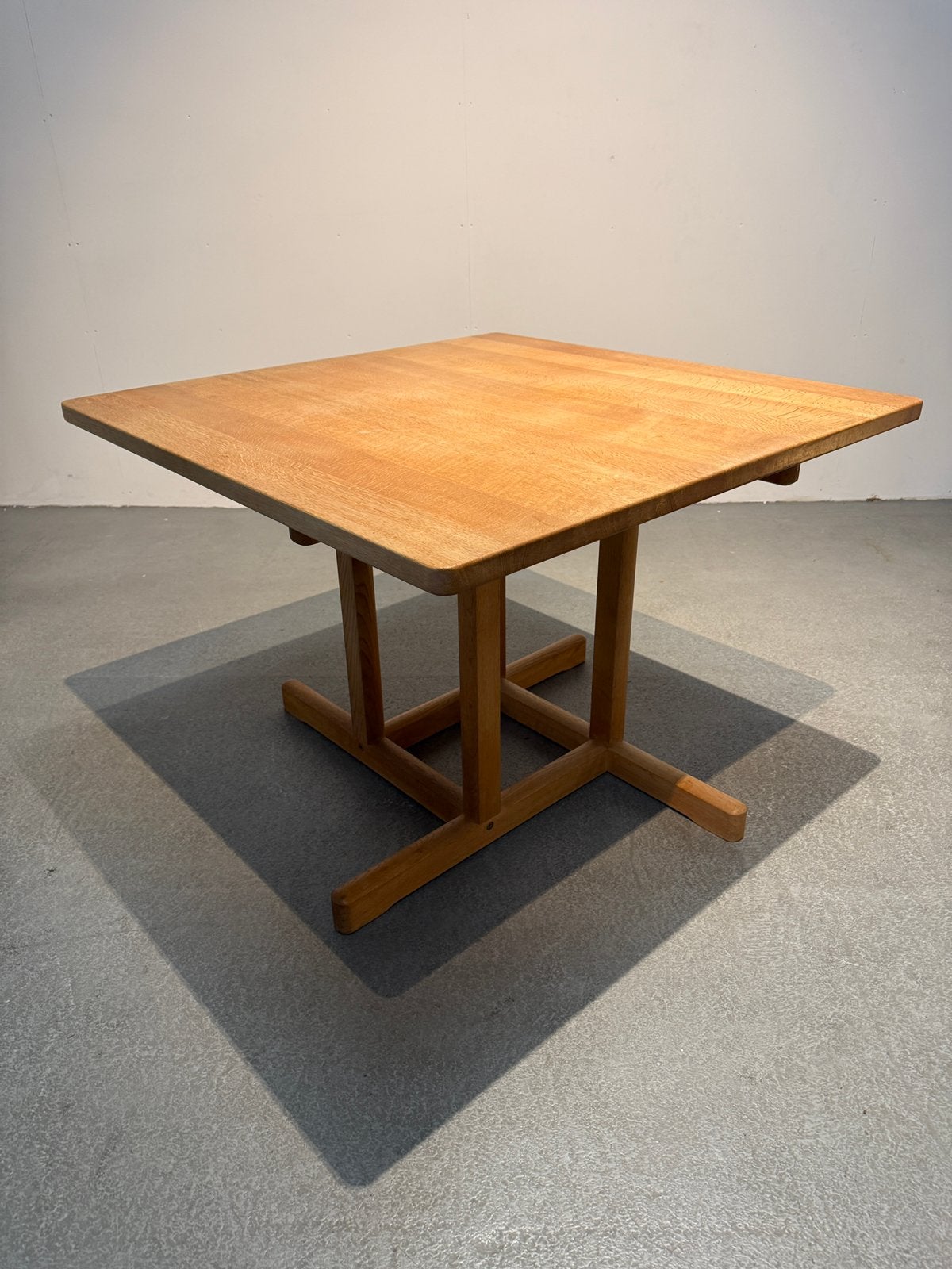 Borge Mogensen tafel, Huis en Inrichting, Gebruikt, Trawlerkade 44 IJmuiden, Info@vintagehaarlem.nl, Vintage Haarlem