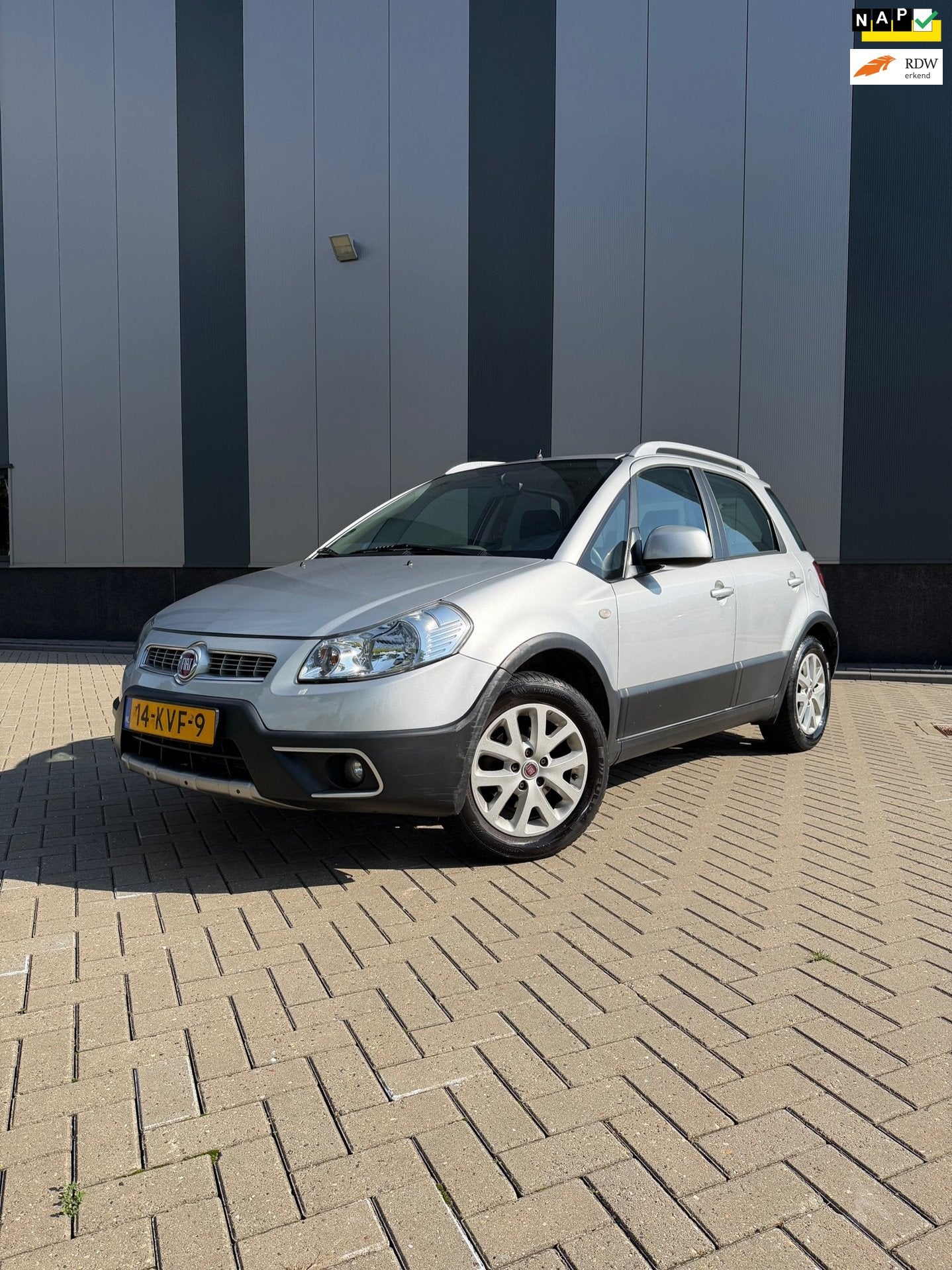 Fiat Sedici 1.6-16V Benzine 5Deurs Automaat | NAP, Auto's, Euro 5, Gebruikt, 4 cilinders, 400 kg