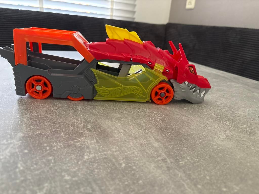 Hot Wheels Spugende Draak Voertuig, Ophalen of Verzenden, Gebruikt