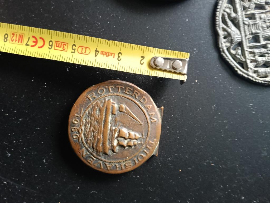 Penning munt medaille, Ophalen, Overige materialen