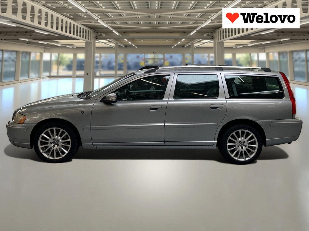 Volvo V70 2.5T Edition Sport 7 Persoons,Trekhaak,leder,elect, Zwart, 1504 kg, 2521 cc, Handgeschakeld