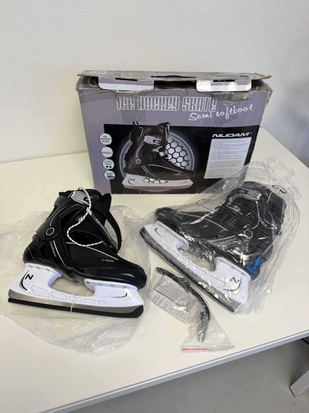 Nijdam IJshockeyschaatsen Semi Softboot Zwart Maat 41 Nieuw, Nieuw, M, Ophalen of Verzenden, M