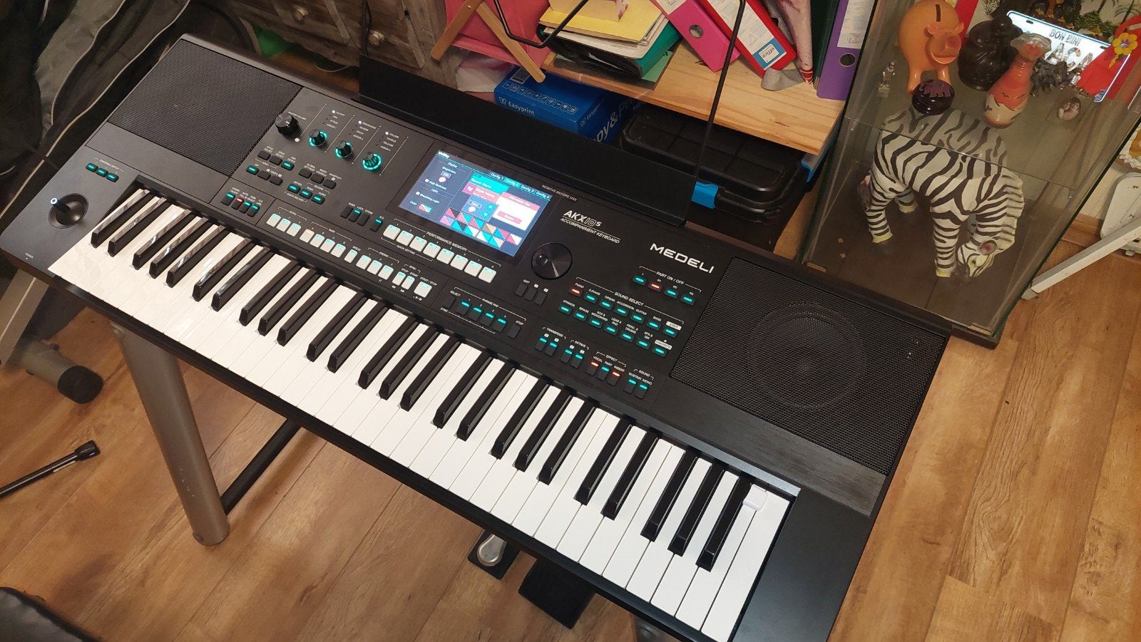te koop: Medeli akx10s, Ophalen, Zo goed als nieuw, 61 toetsen, Medeli