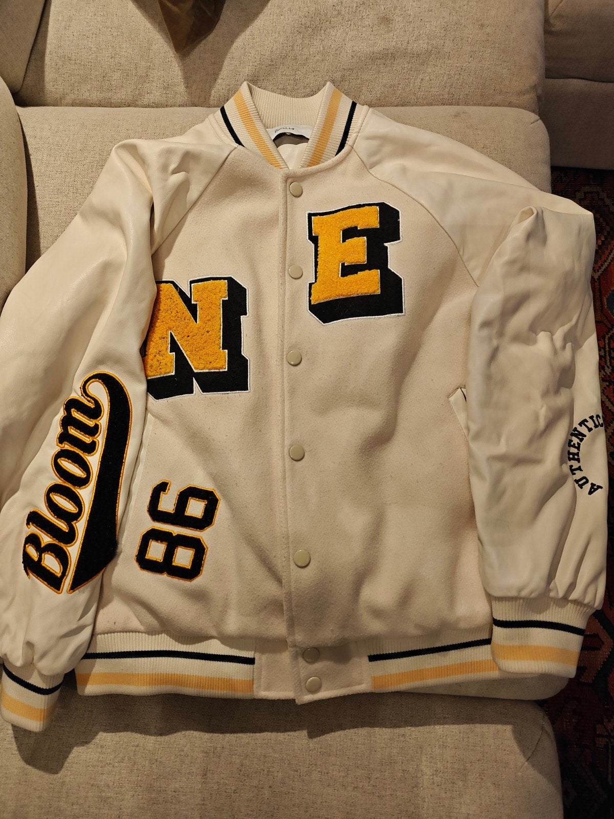 Bershka varsity jacket - Maat S, Ophalen, Wit, Bershka, Zo goed als nieuw
