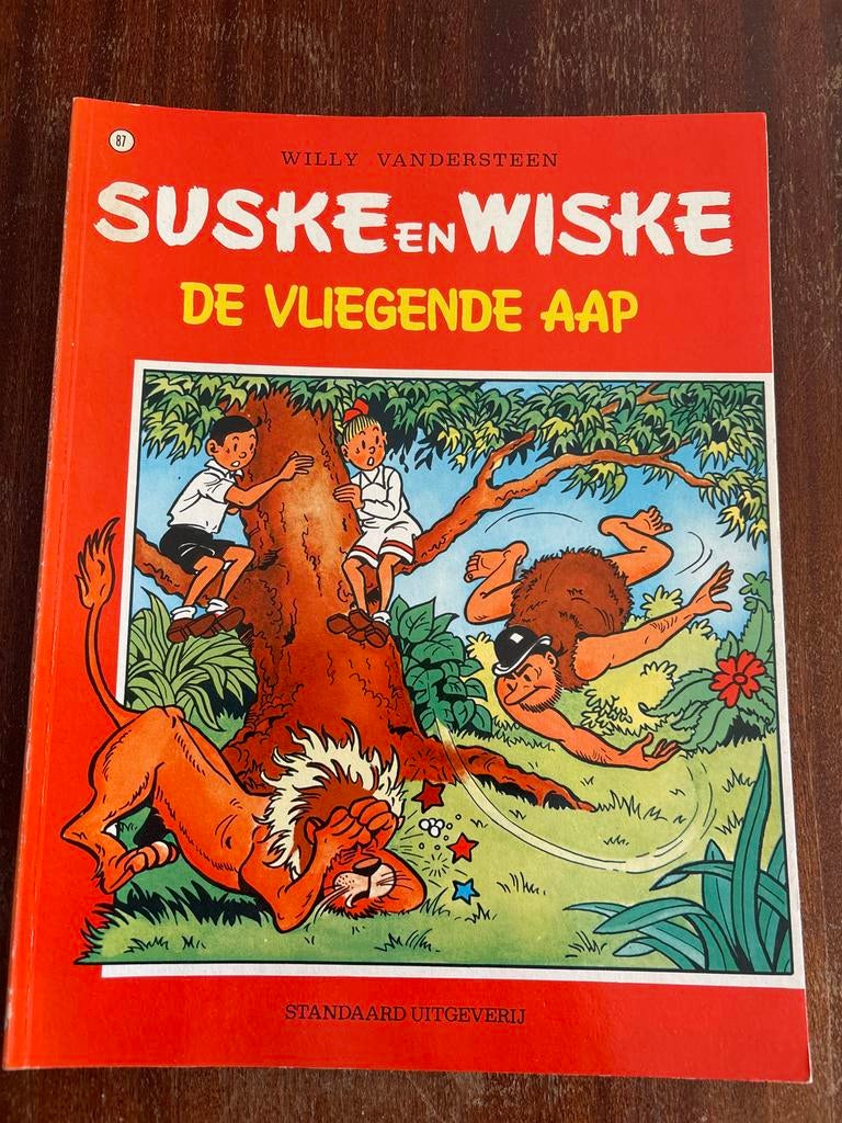 Suske en Wiske - De Vliegende Aap (nr. 87), Eén stripboek, Ophalen of Verzenden, Gelezen
