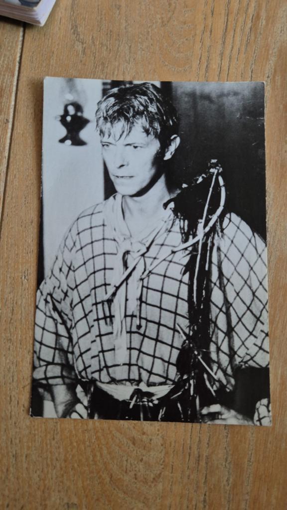 Ansichtkaart David Bowie - Zwart-wit foto, Ophalen of Verzenden