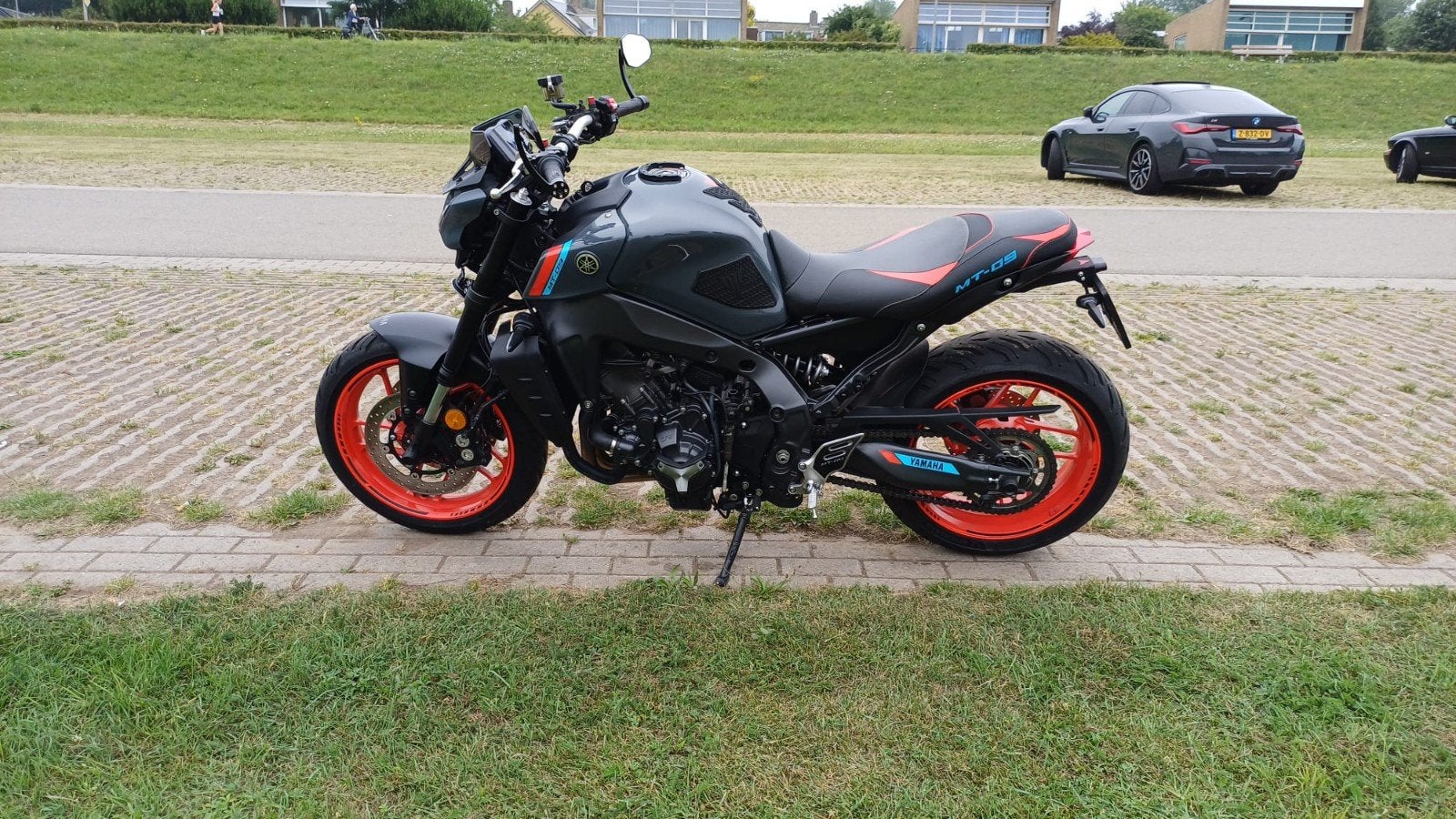 Yamaha MT-09 - Zo goed als nieuw, weinig kilometers, Motoren, Sportuitlaat, Motorrijbewijs A, Gebruikt, 3 cilinders