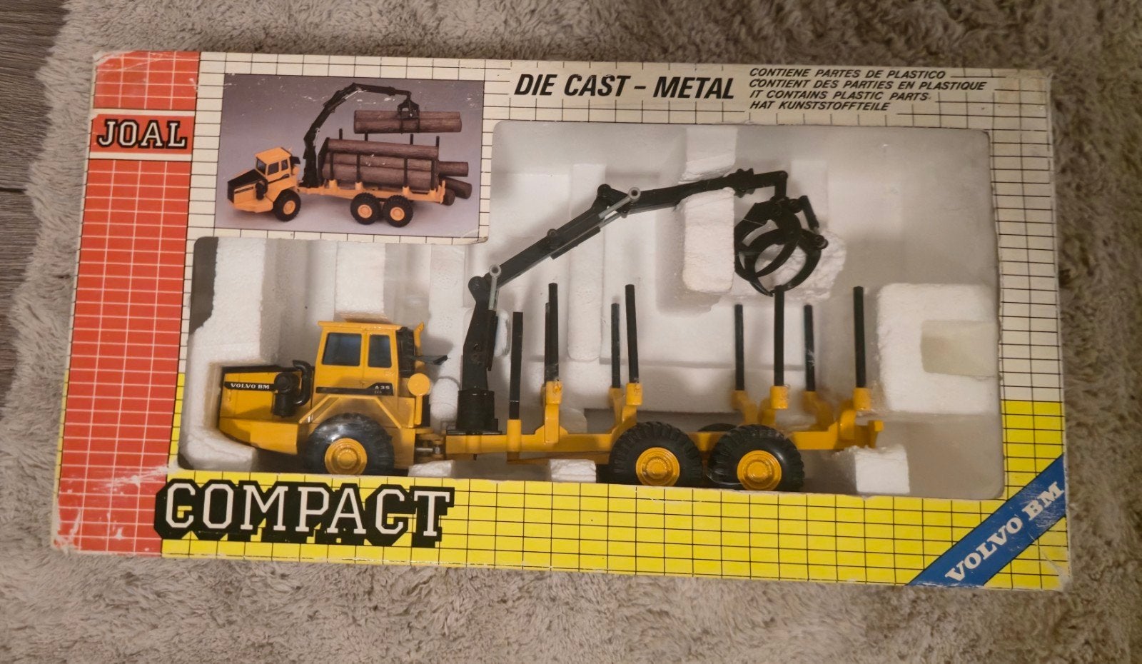 Joal Compact Volvo BM Houttransporter, Overige merken, 1:50 of kleiner, Overige typen, Ophalen of Verzenden