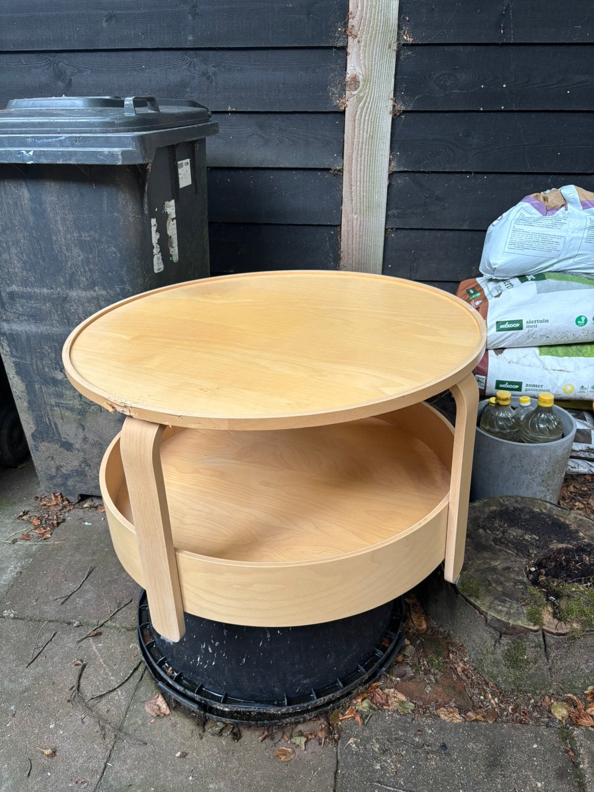 Beschadigde ikea salontafel, Huis en Inrichting, Tafels | Salontafels, Ophalen, Gebruikt, Rond, 50 tot 100 cm