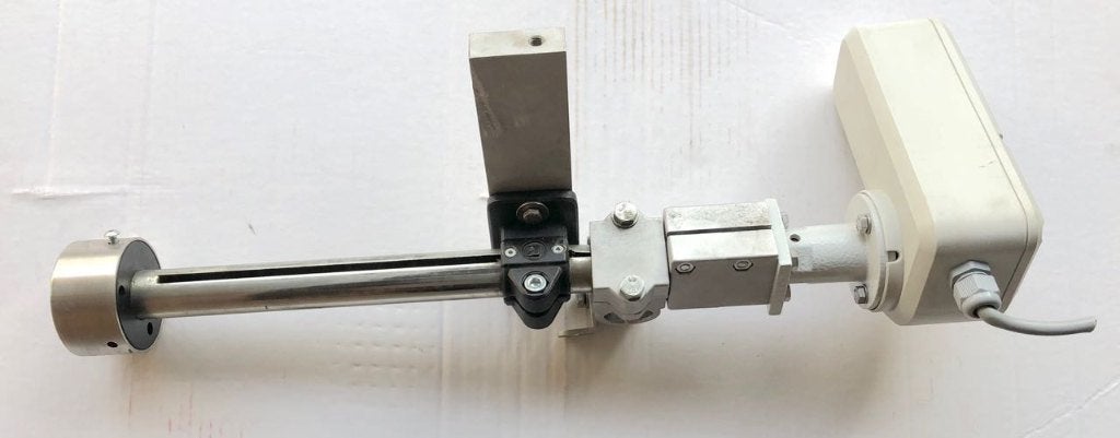 Electrische schroefspindel. Merk onbekend. 24 volt, Ophalen of Verzenden, Gebruikt
