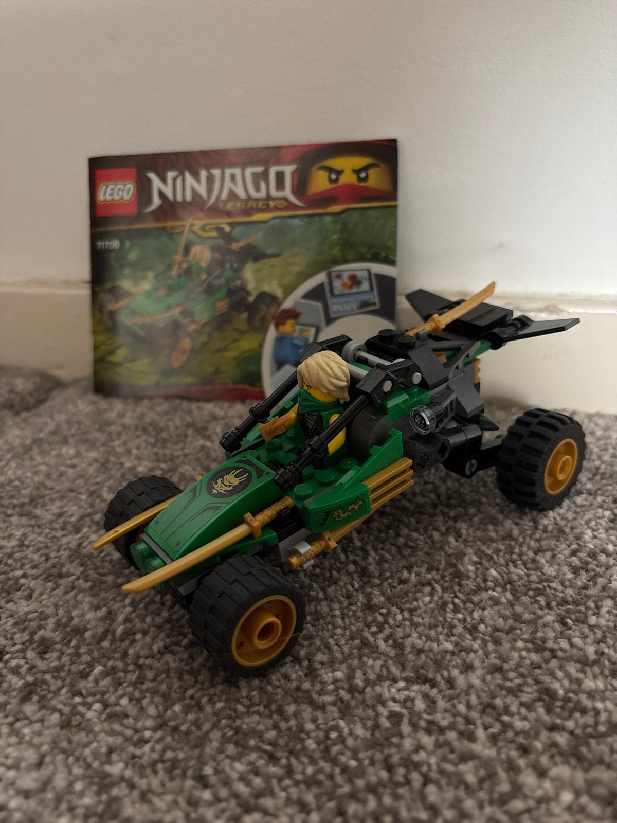 Lego Ninjago 71700 Jungle Raider met Lloyd Minifiguur, Kinderen en Baby's, Ophalen, Lego, Zo goed als nieuw, Inclusief instructies