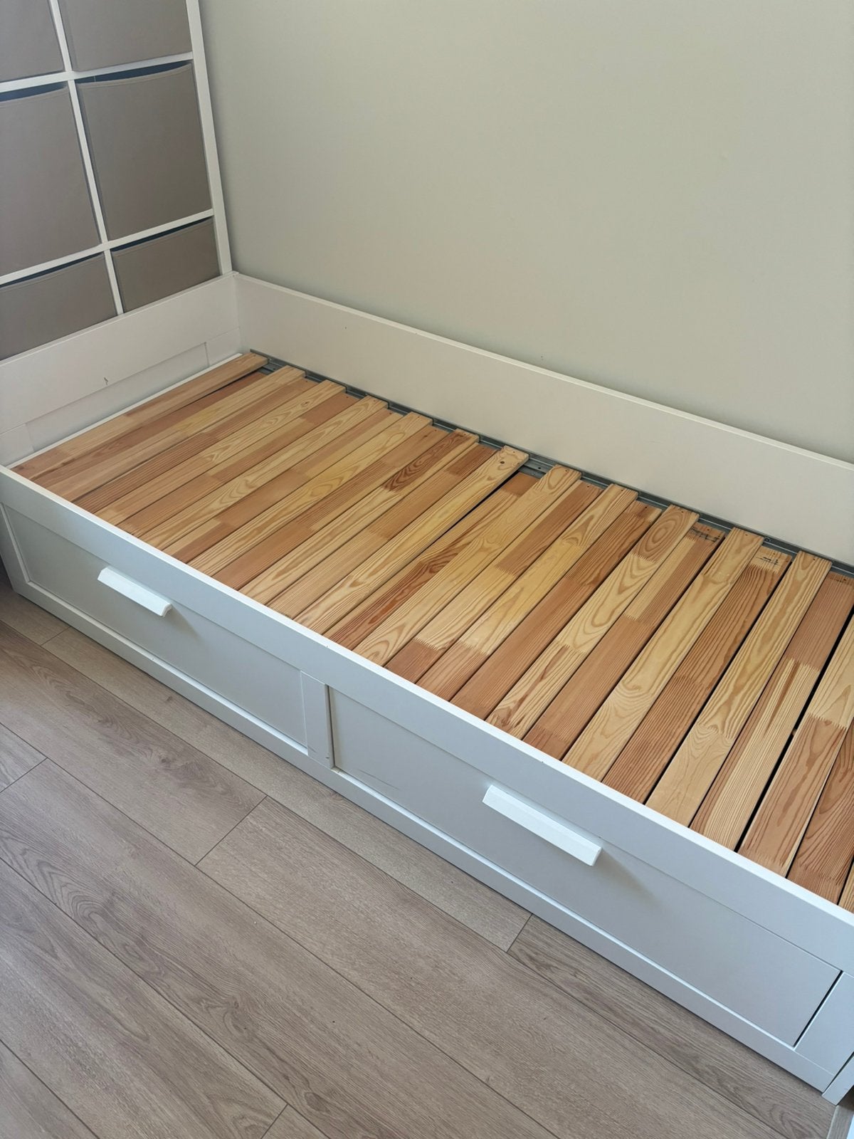IKEA BRIMNES Bedbank met 2 lades, Ophalen, Wit, Hout, Verstelbaar