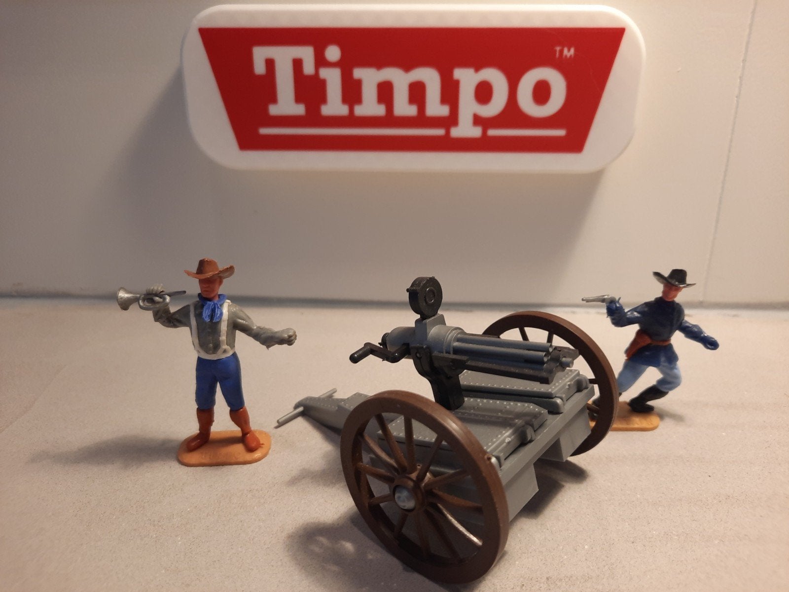 Timpo Toys Gatling Gun met figuren, Verzamelen, Ophalen of Verzenden, Gebruikt