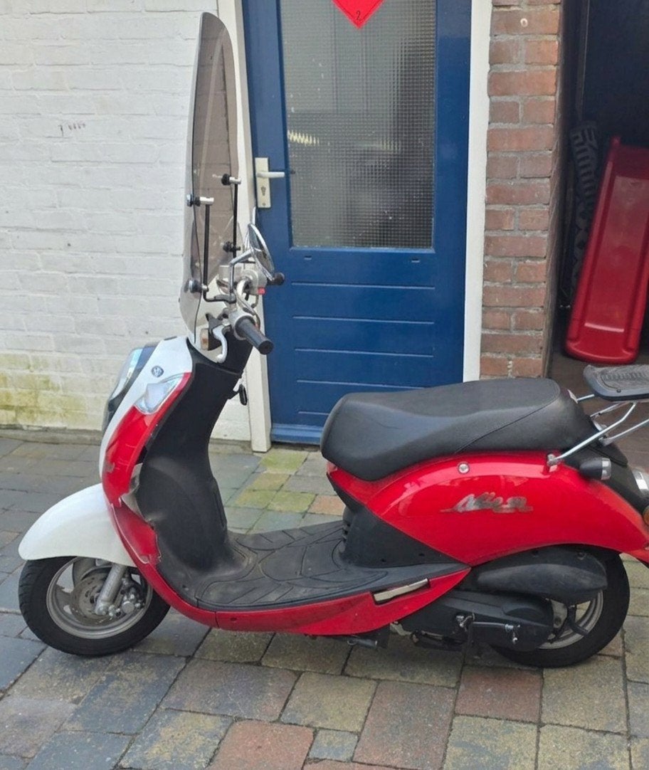 Sym mio scooter, Fietsen en Brommers, Scooters | SYM, Gebruikt, 63 cc, Benzine, Maximaal 25 km/u