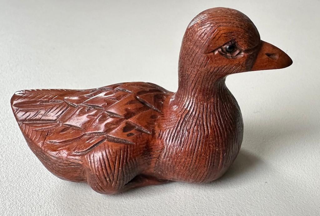 Boxwood Netsuke van een eend - Japan, Antiek en Kunst, Ophalen of Verzenden