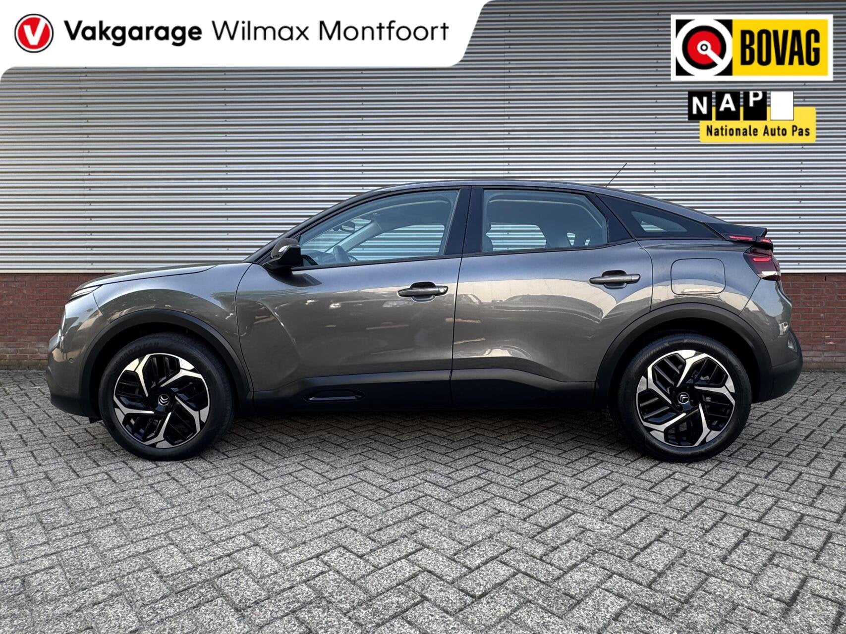 Citroen C4 1.2 PureTech Shine|Camera|Head UP|Carplay|Automaa, Auto's, Stof, Gebruikt, Euro 6, 1199 cc