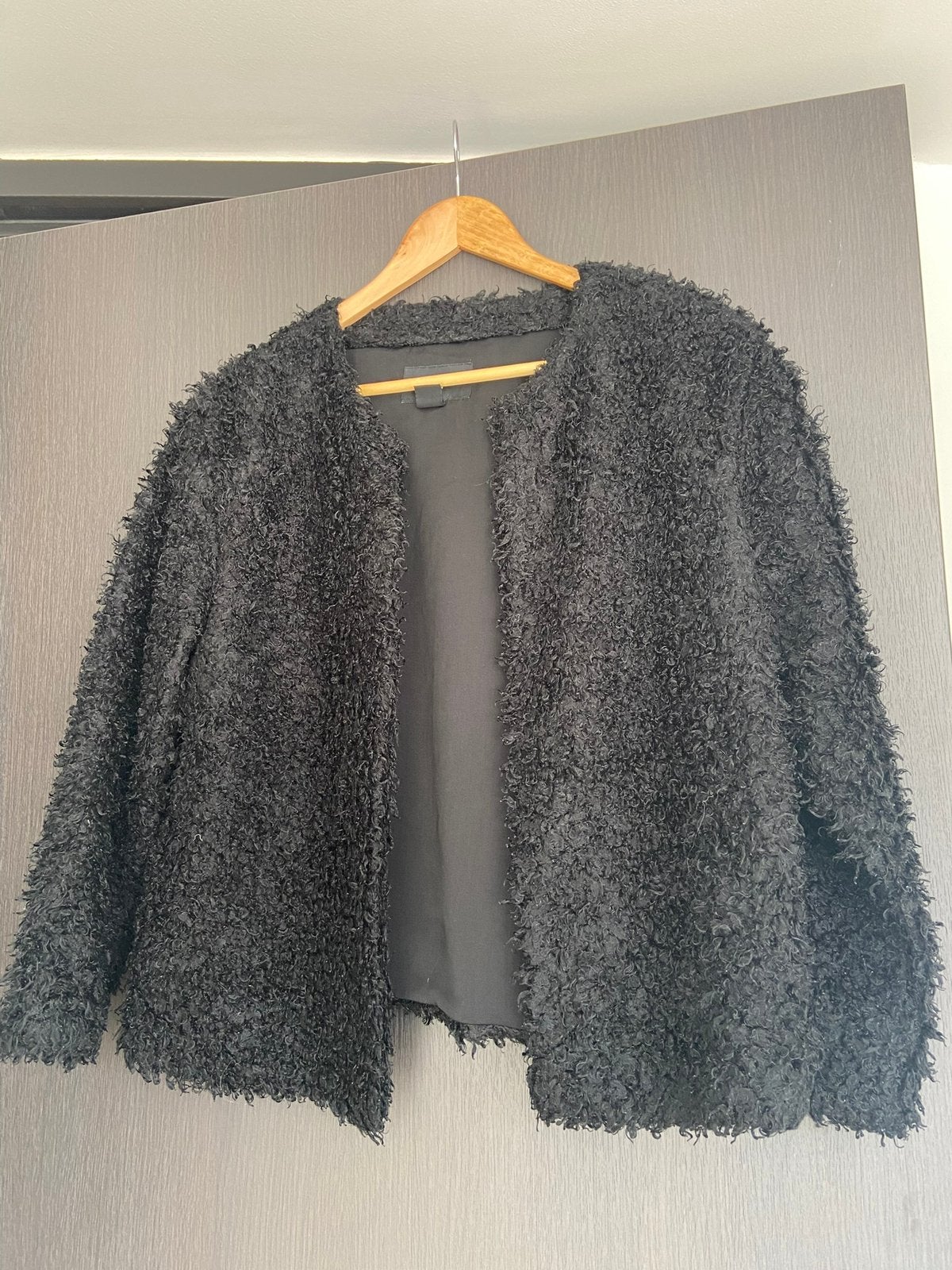 H&M teddy jasje maat 44 zwart, Ophalen of Verzenden, Zo goed als nieuw, Maat 42/44 (L), Zwart