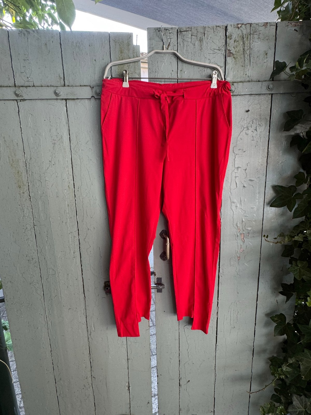 JANE LUSHKA Rode Capri Broek - Maat XXL, Maat 46/48 (XL) of groter, Ophalen of Verzenden, Zo goed als nieuw, Driekwart