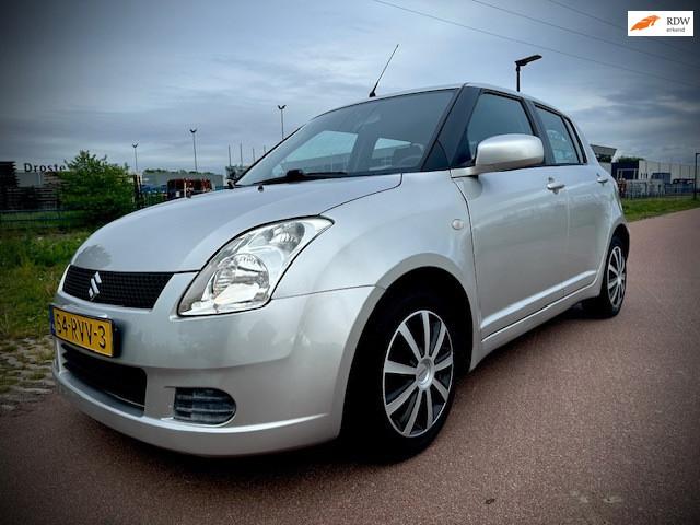Suzuki Swift 1.3 GA, NIEUWE BAK, NIEUWE KOPPELING, AIRCO, Auto's, Voorwielaandrijving, Stof, 965 kg, Swift
