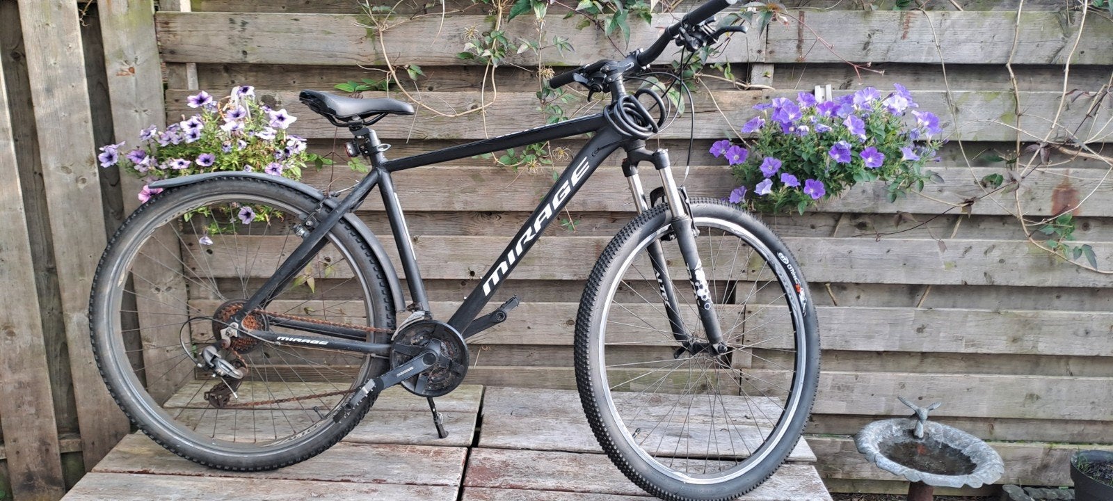 Altec Mirage MTB, 28 inch, Gebruikt, Vering, Velgrem