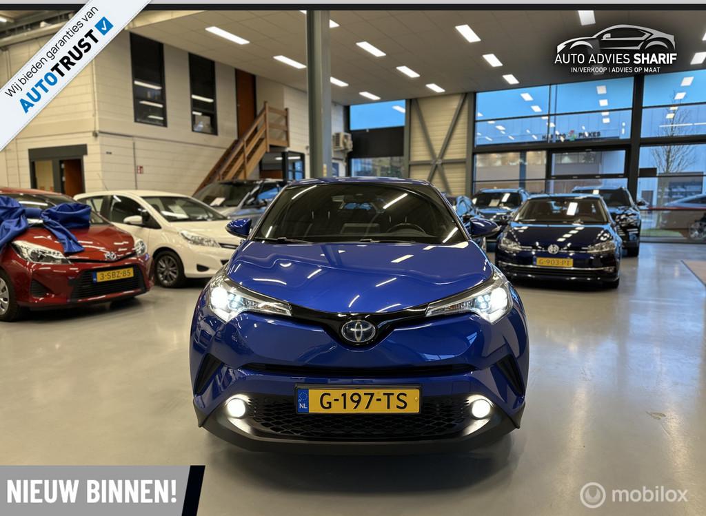 Toyota C-HR 1.8 Hybrid Style Trekhaak|Navi|Camera|Stoel.verw, Auto's, Toyota, Stof, Euro 6, 4 cilinders, Blauw