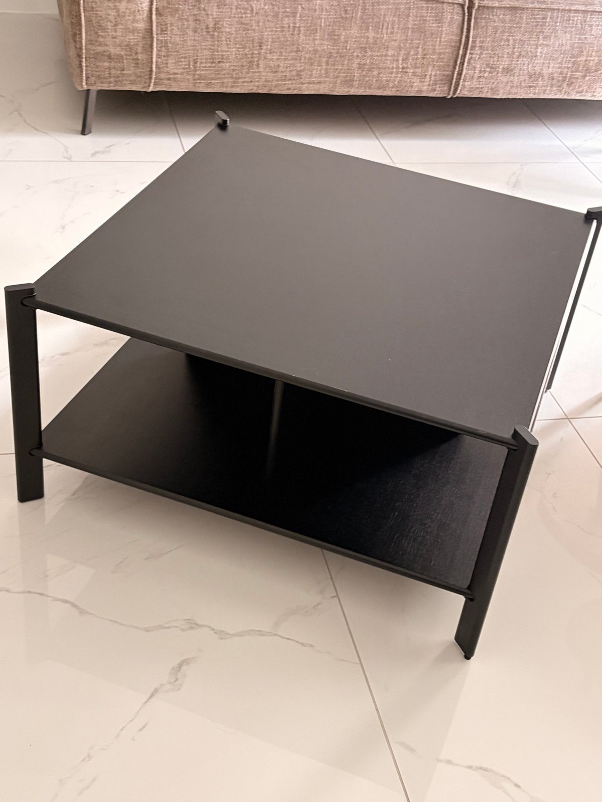 Ikea Salontafel Zwart - Modern met Opbergvakken, Huis en Inrichting, Tafels | Salontafels, Ophalen, Gebruikt