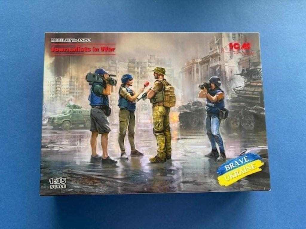 ICM		  | Journalists in War	1/35  35751, Hobby en Vrije tijd, Verzenden, Nieuw, 1:35 tot 1:50