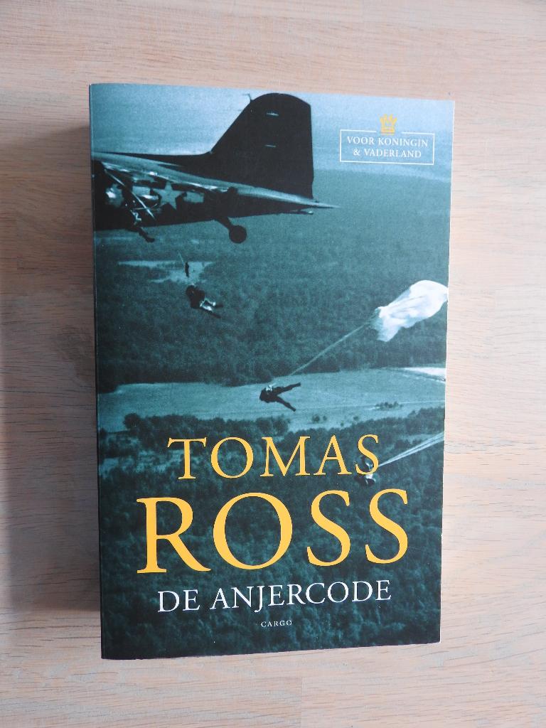 Tomas Ross - De Anjercode - Geheim leger, Ophalen of Verzenden, Tweede Wereldoorlog, Zo goed als nieuw, Overige onderwerpen