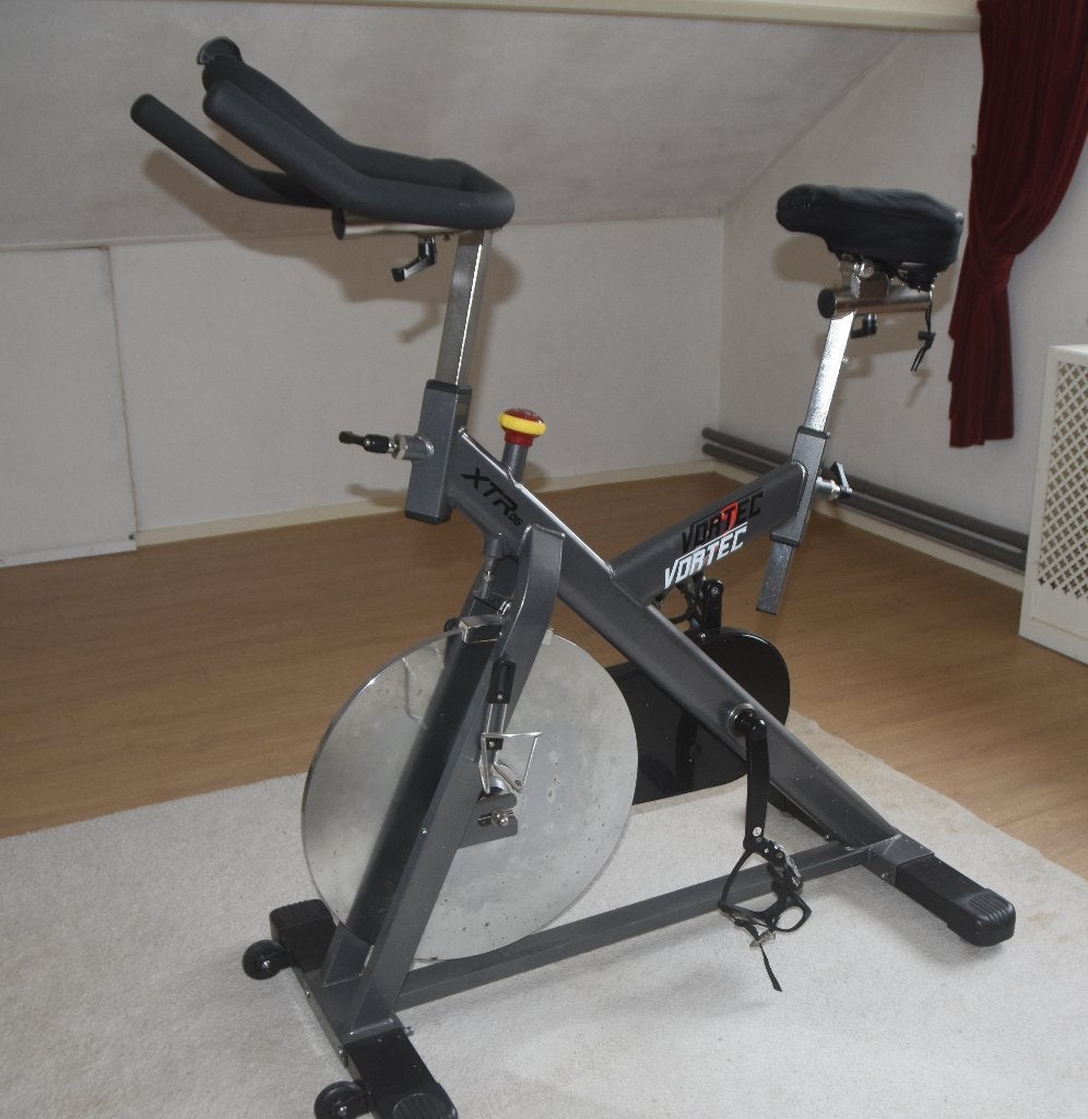 Vortec Spinfiets Spinningfiets Indoor Spinning & zadeldekje, Ophalen, Zo goed als nieuw, Spinningfiets