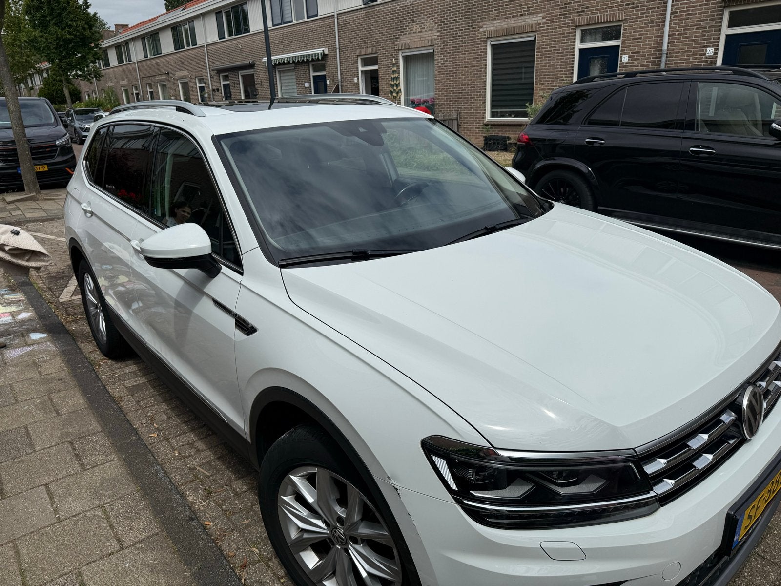 Volkswagen Tiguan 1.4 TSI 110KW DSG 2018 Wit, Auto's, 1800 kg, Zwart, 4 cilinders, 7 stoelen