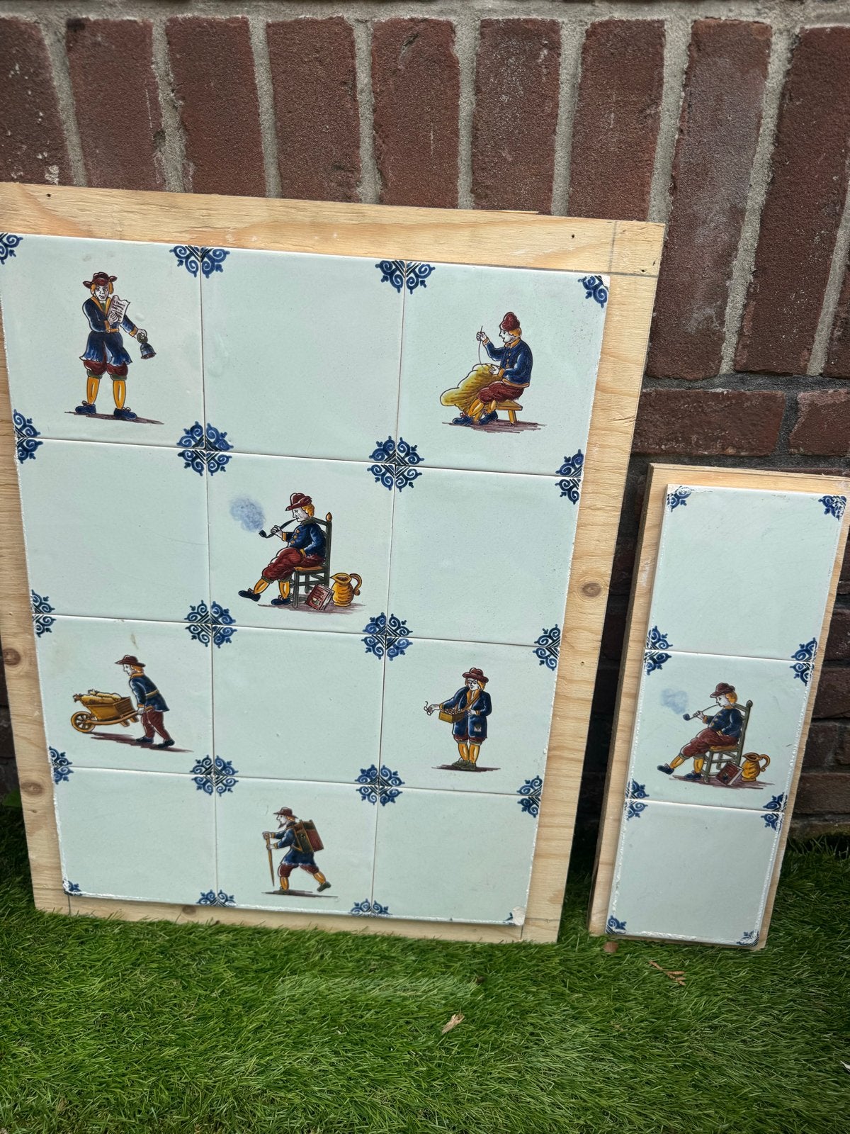 Antieke Tegels met Ambachtslieden, Ophalen