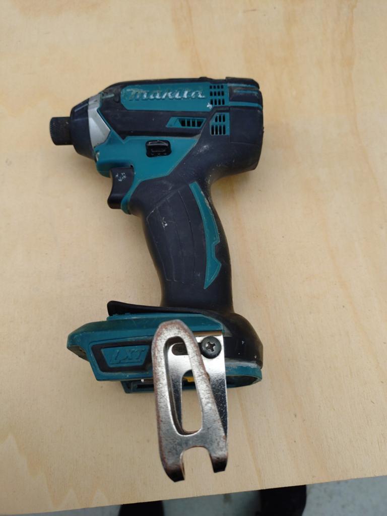 Makita DTD152 18V Accu Slagschroef- Gebruikt, Variabele snelheid, Ophalen of Verzenden, Boor- en Schroefmachine, Gebruikt