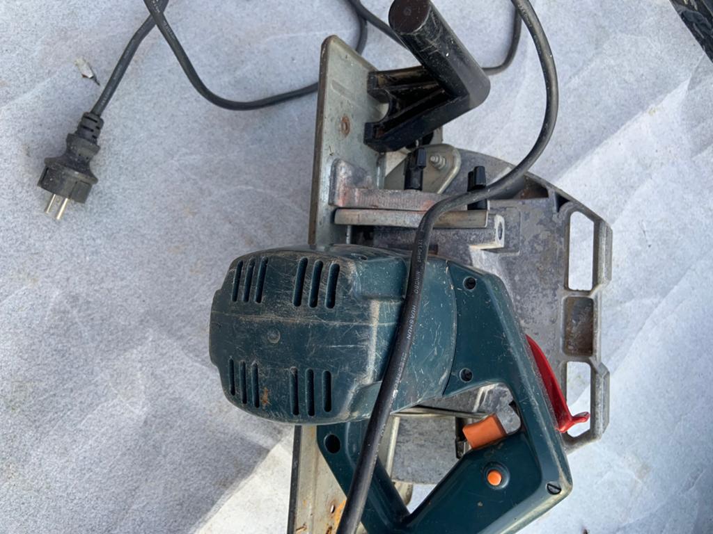 AEG Cirkelzaag - Gebruikt maar functioneel, Gebruikt, Cirkelzaag, 600 tot 1200 watt, Ophalen of Verzenden