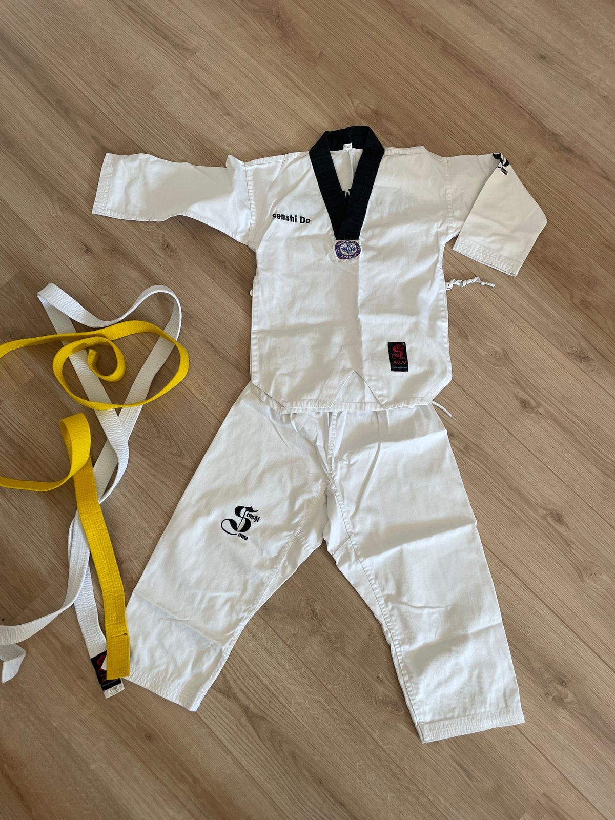 Taekwondo pak maat 140, Gebruikt, Taekwondo, Maat XS of kleiner, Vechtsportpak