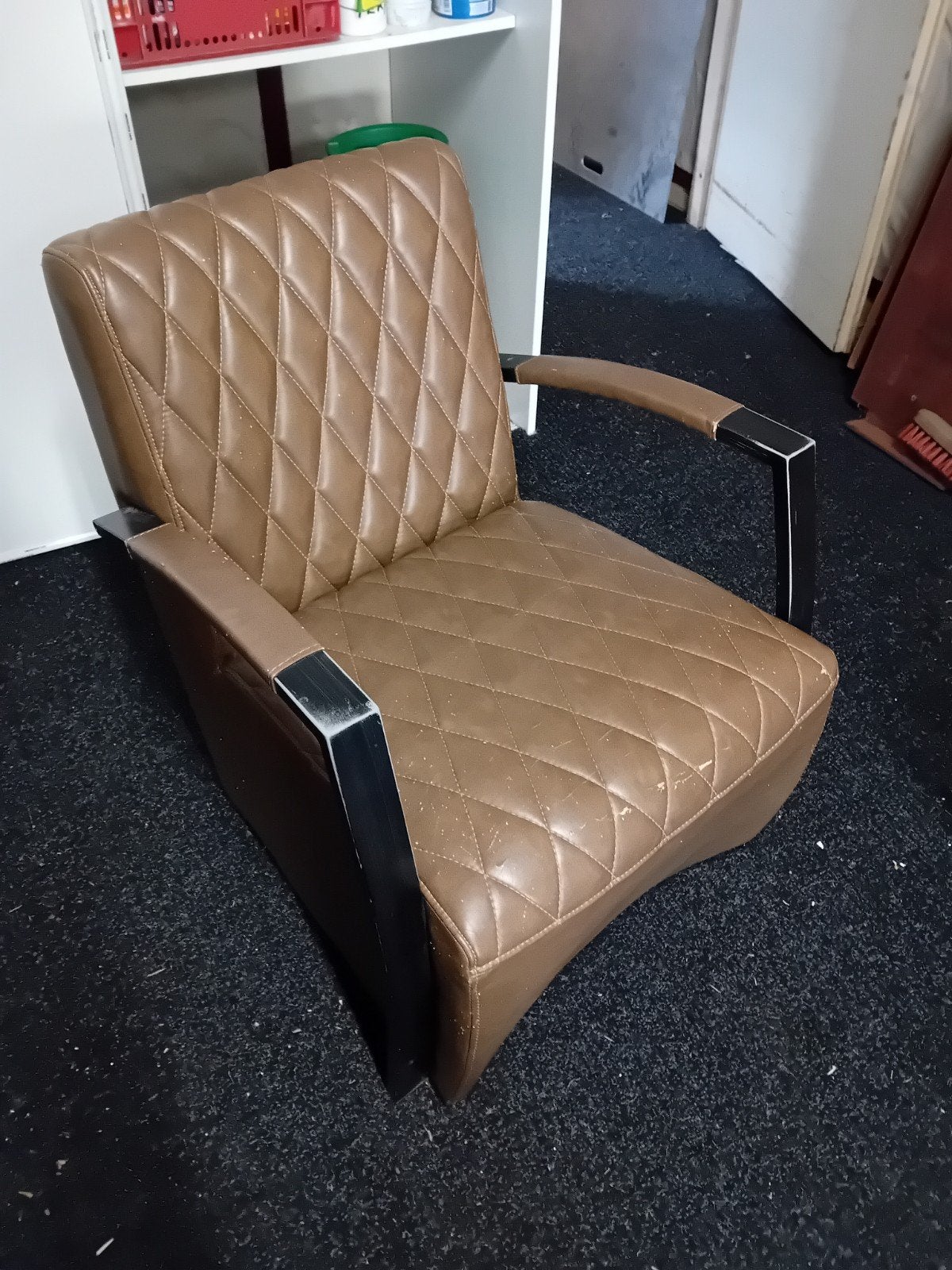 gratis stoel, Huis en Inrichting, Ophalen, Gebruikt, Leer, 50 tot 75 cm